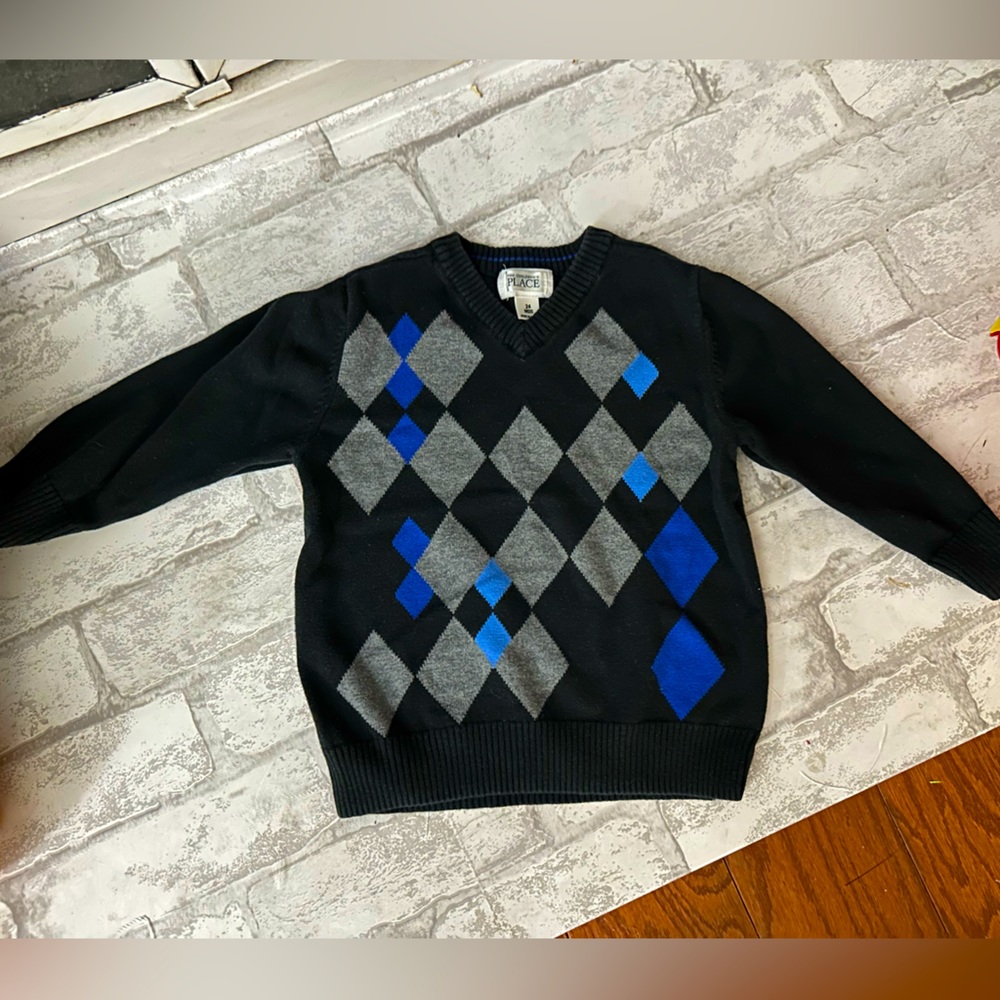 Childrens Place Black, Gray, and Blue Argyle Sweater Size 24 months VGUC